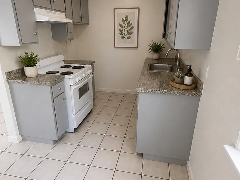 3935 N Effie St — Photo 1