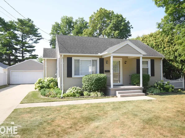 1415 W King St, Owosso, MI 48867