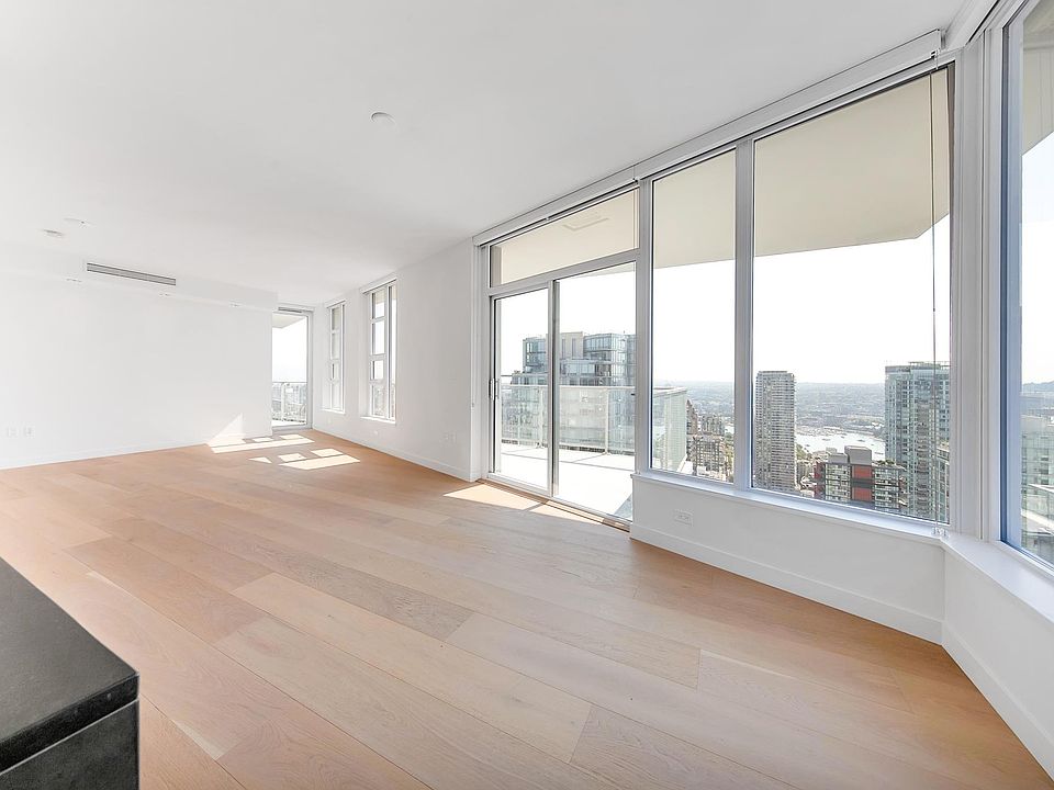 1st image of 1289 Hornby St #1