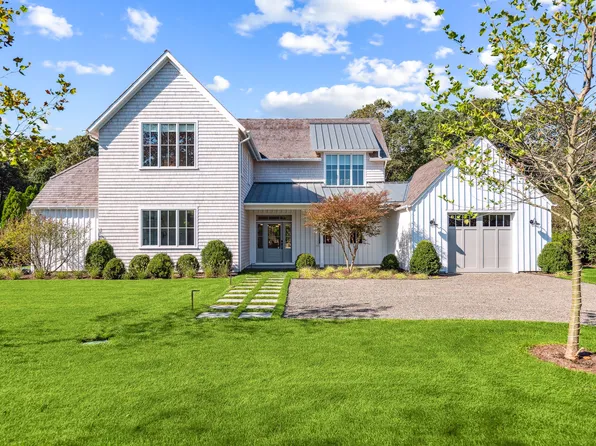 13 Boxwood St, East Hampton, NY 11937