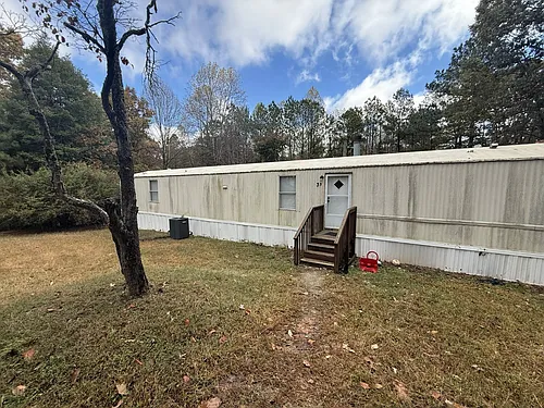 35 Amandas Way Photo 1