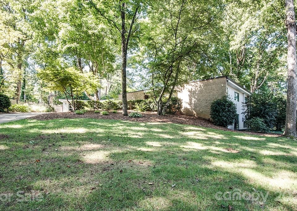 1045 15th Ave NW, Hickory, NC 28601 Zillow