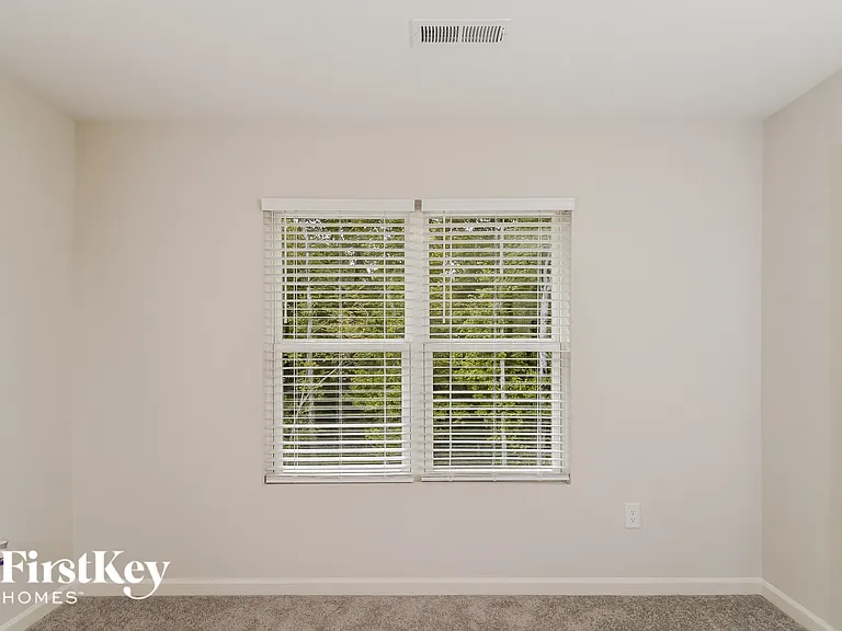 1612 Dodson St — Photo 7