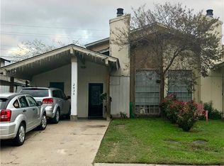2636 Isbella Dr, Grand Prairie, TX 75052