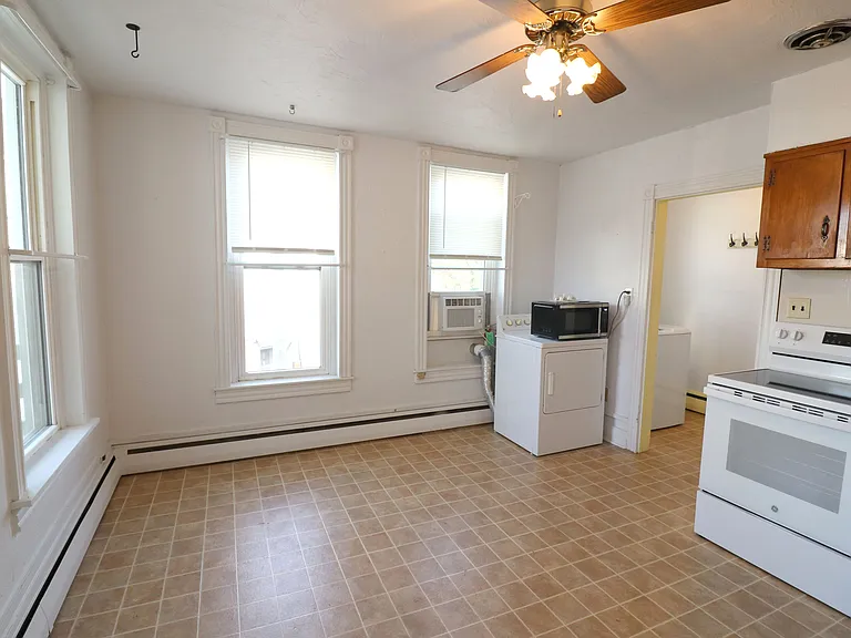 24 N Church St #2 — Photo 6