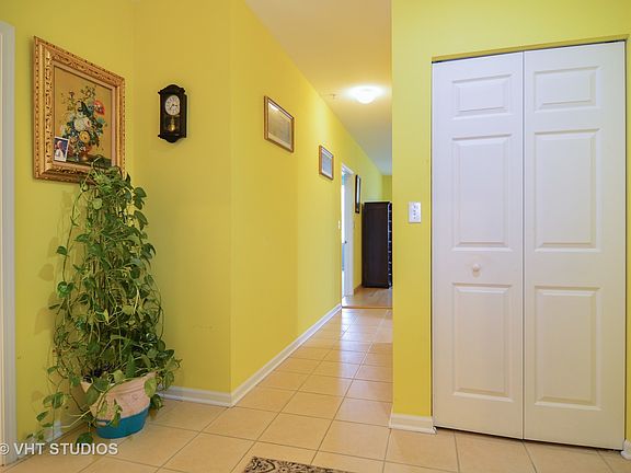 3rd image of 1700 Riverwoods Dr APT 321