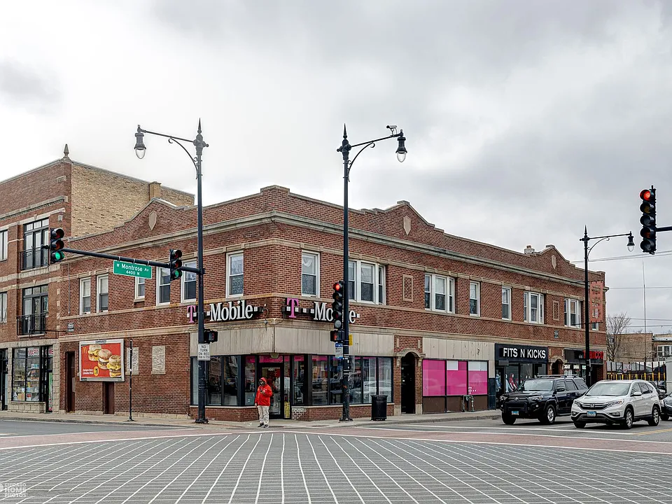 4001 Montrose