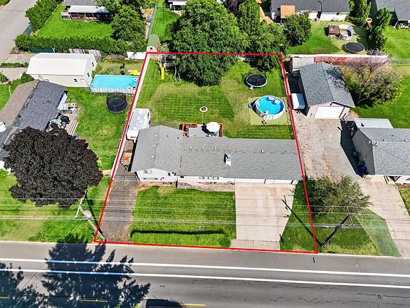 5th image of 2115 S Evergreen Rd