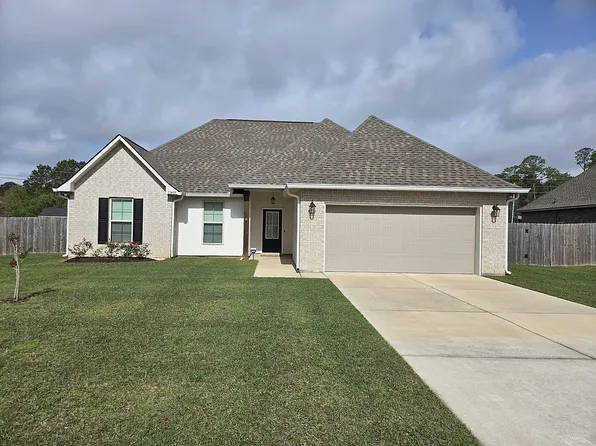 11408 Memphis Cir, Ocean Springs, MS 39564