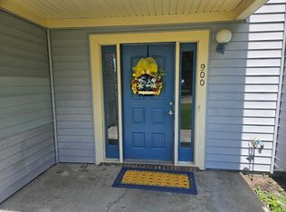 900 Meadowburm Cir, Virginia Beach, VA 23452
