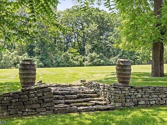 3rd image of 56 Strimples Mill Rd