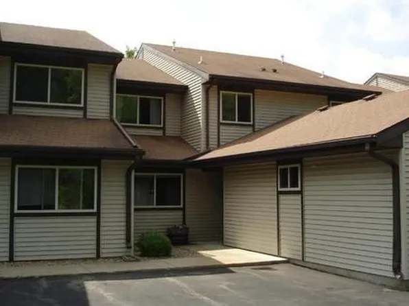 2720 Birchwood Pass, Cross Plains, WI 53528