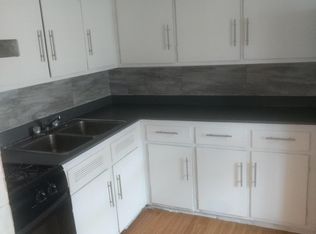 120 Tremont St #1, Fall River, MA 02720