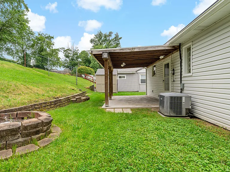 1330 Beverly Rd — Photo 19