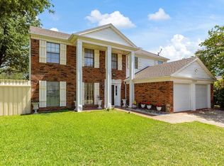 2650 Remmington Dr, Grand Prairie, TX 75052
