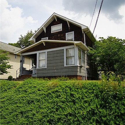 3rd image of 318 Keystone Dr