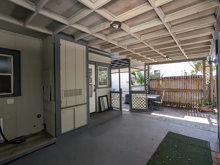 909 Magnolia Dr #HOUSE — Photo 33
