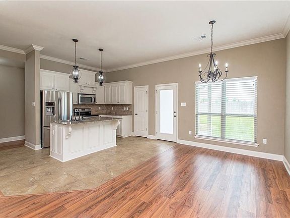 3rd image of 25429 White Lake Ave