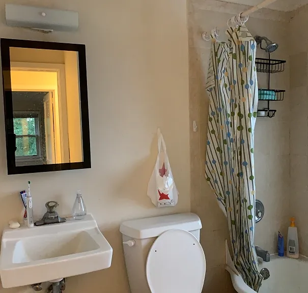 1 Bassett Pl — Photo 8
