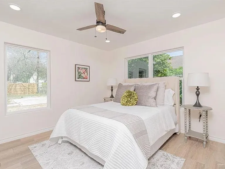 2228 Ivy Ave — Photo 13