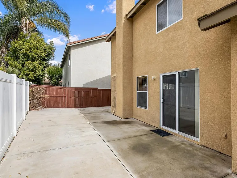 16474 Denhaven Ct — Photo 24