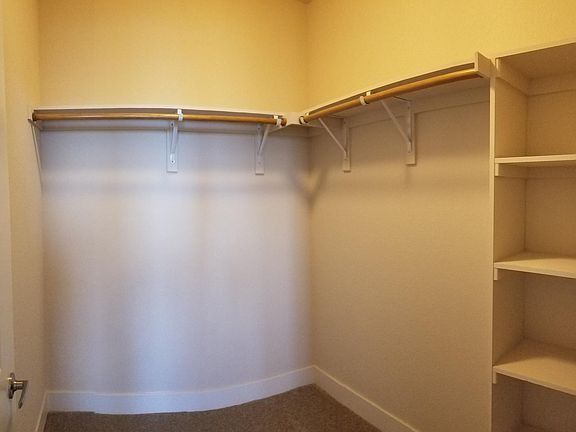 Walk in Closet