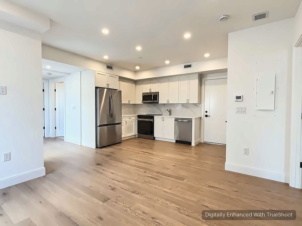 1st image of 42 Colborne Rd #1