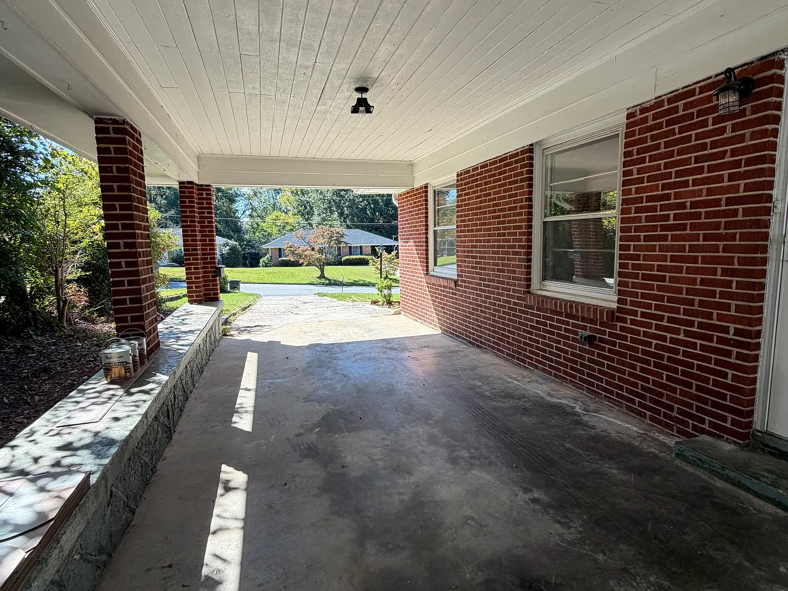 2031 Montrose Dr — Photo 4