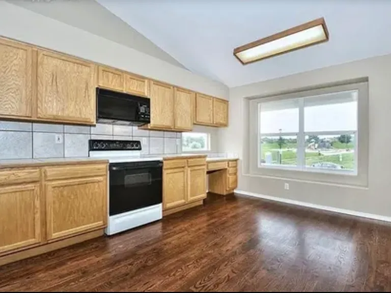 4940 Balsam St — Photo 27