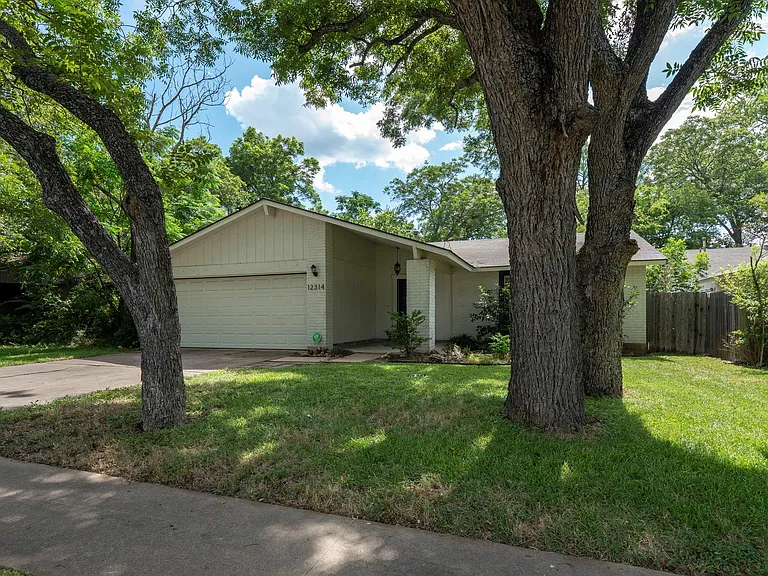12314 Double Tree Ln — Photo 5