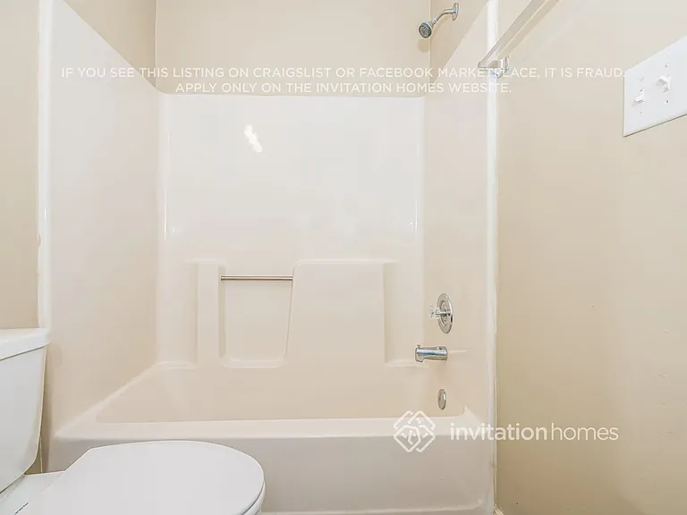 2704 Kempsford Pl — Photo 14