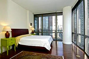 Rented by R New York