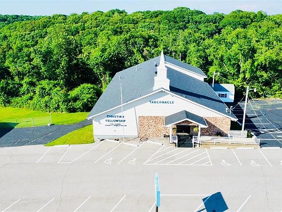 4th image of 3483 High Ridge Blvd