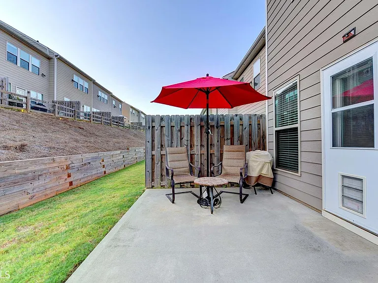 7033 Kingswood Run Dr — Photo 13