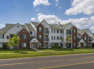 31055 Pendleton APT 359, New Hudson, MI 48165