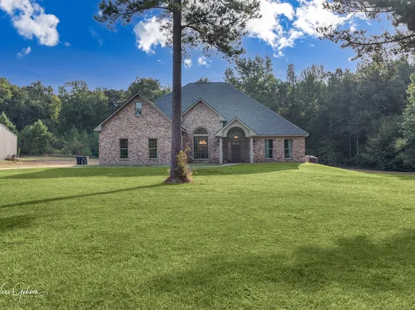 132 Clement Rd, Benton, LA 71006