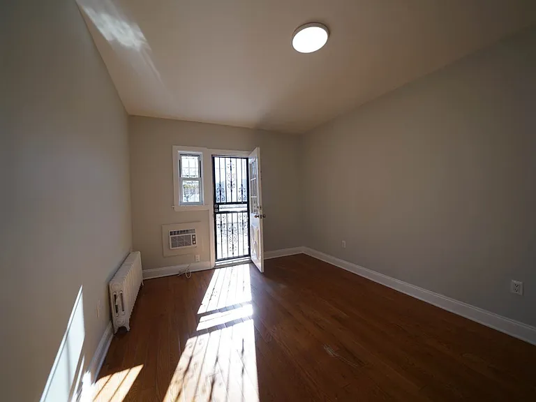 2023 37th St #1A — Photo 9