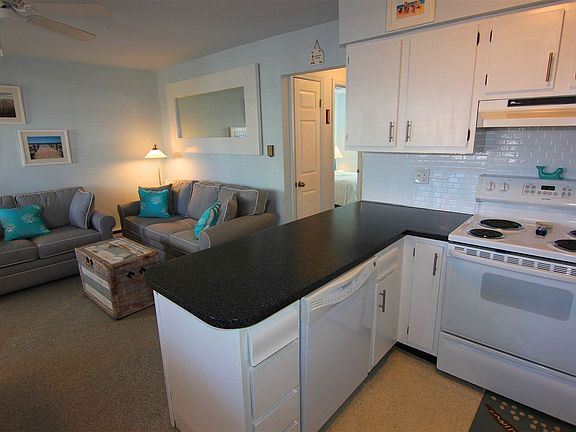 4th image of 5800 Landis Ave APT A