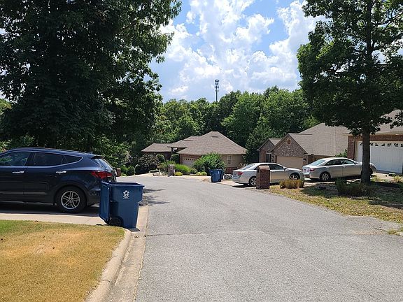 5th image of 6 Barlby Ln #Lane?