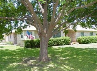 3900 Carmel Dr, Round Rock, TX 78681