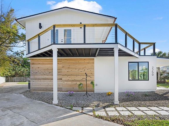 5th image of 2750 Harbor Ct