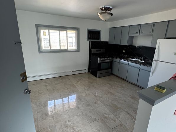 555 N Wolf Rd #1