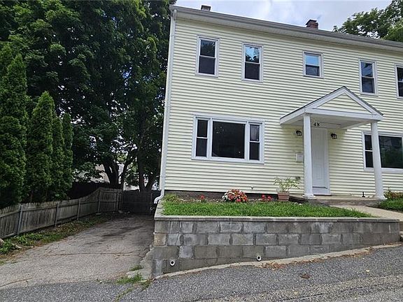 2nd image of 48 Watson St