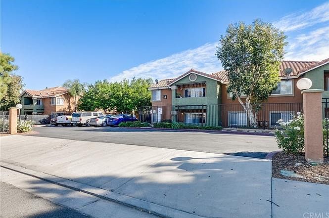 1st image of 16377 Lakeshore Dr Unit 5D
