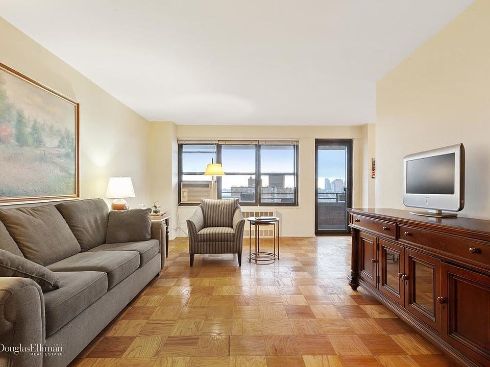 1st image of 264 E Broadway APT C1906
