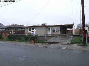 2nd image of 27 Harbor Dr