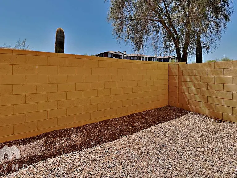 2433 W Horsetail Trl — Photo 36