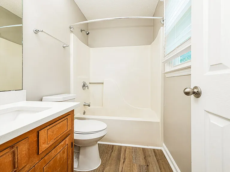 808 Hepplewhite Ct — Photo 14