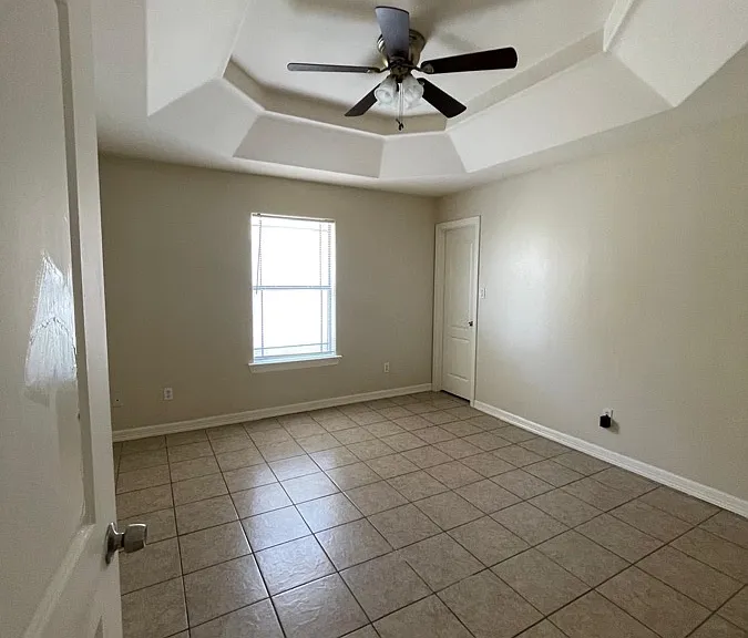 1205 S Palm Dr #4 — Photo 6