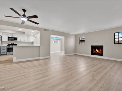 5006 Schumann Dr, Las Vegas, NV, 89146